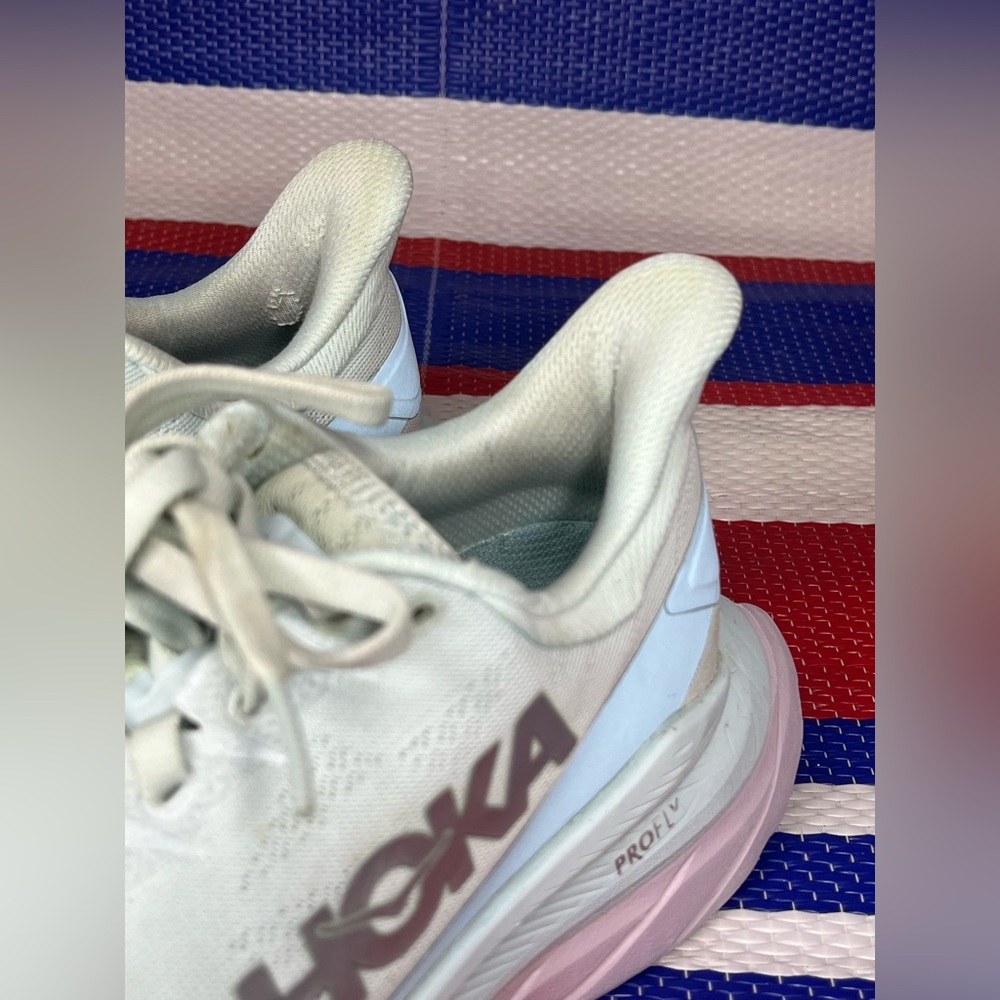 Hoka Mach 4 - Women’s Active Running Shoes - Size 7 Sneakers - Hoka One One - Picture 5 of 16